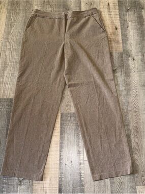 Talbots women’s Classic Straight Dress Pants - medium Brown